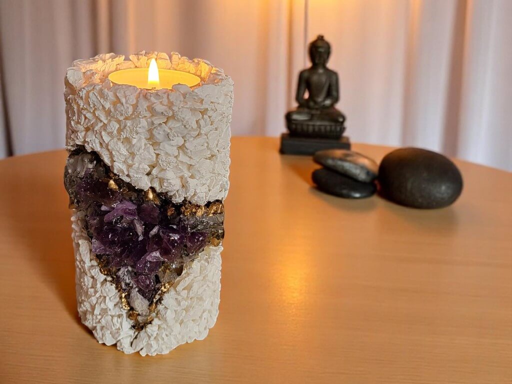 Svícen pro meditaci